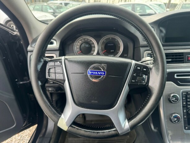 volvo-xc-70-diesel-2011-big-13