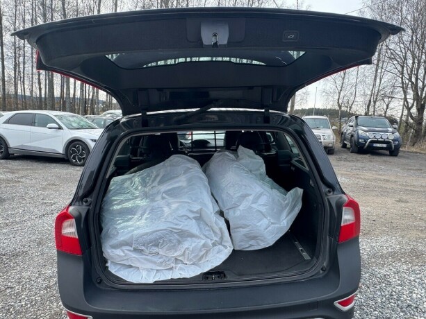 volvo-xc-70-diesel-2011-big-11