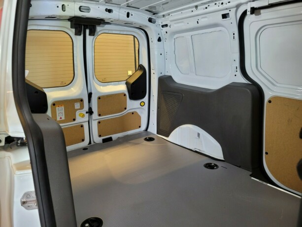 ford-transit-connect-diesel-2019-big-20