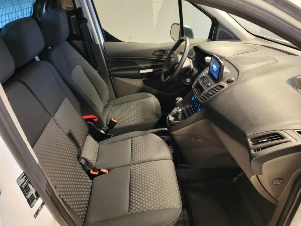 ford-transit-connect-diesel-2019-big-12