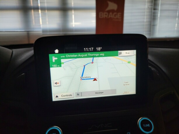 ford-transit-connect-diesel-2019-big-33