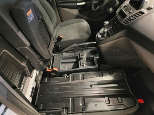 ford-transit-connect-diesel-2019-big-16