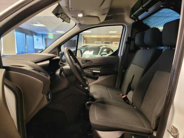 ford-transit-connect-diesel-2019-big-28