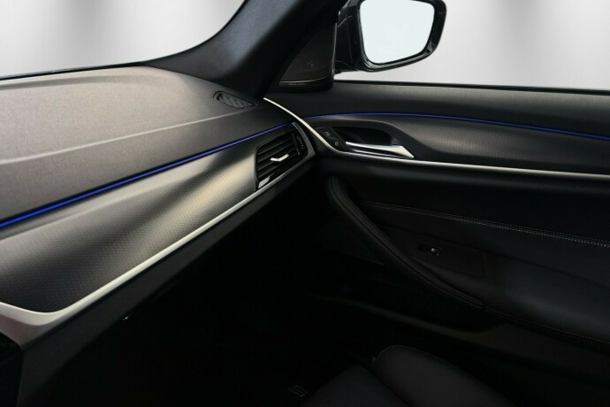 bmw-5-serie-elektrisitetdiesel-2024-big-24