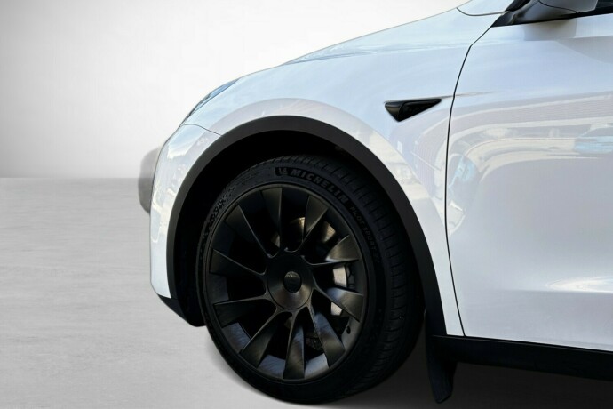 tesla-model-y-elektrisitet-2023-big-6