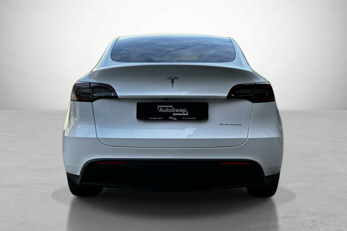 tesla-model-y-elektrisitet-2023-big-8