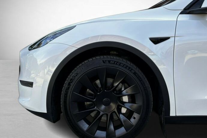 tesla-model-y-elektrisitet-2023-big-5