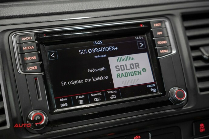 volkswagen-transporter-diesel-2018-big-29