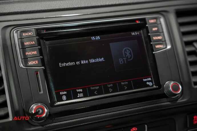 volkswagen-transporter-diesel-2018-big-30