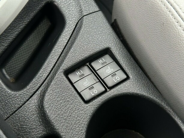 toyota-auris-elektrisitetbensin-2014-big-15