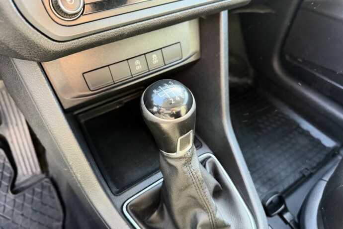 volkswagen-caddy-maxi-diesel-2019-big-7