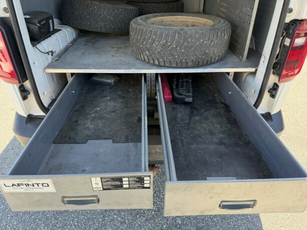 volkswagen-caddy-maxi-diesel-2019-big-10