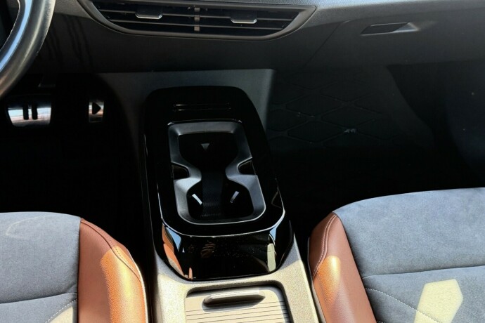 volkswagen-id4-elektrisitet-2021-big-10