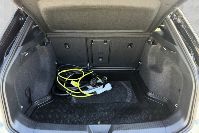 volkswagen-id4-elektrisitet-2021-big-6