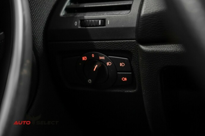 bmw-1-serie-diesel-2011-big-26