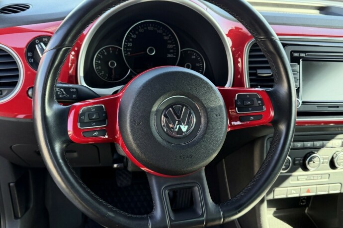 volkswagen-beetle-bensin-2012-big-9