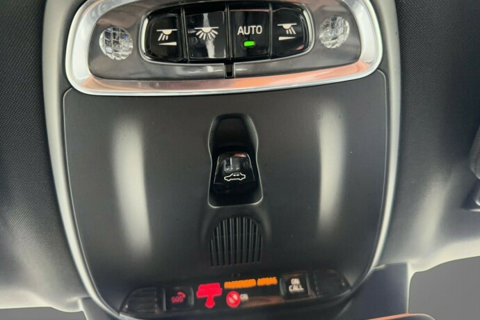 volvo-xc-90-elektrisitetbensin-2017-big-35