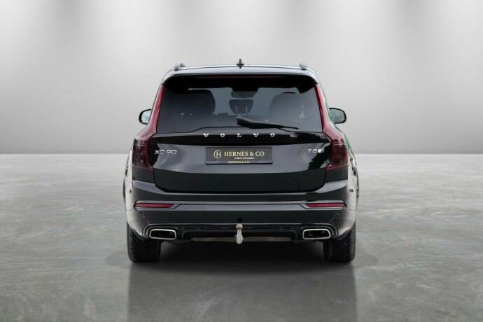 volvo-xc-90-elektrisitetbensin-2017-big-8