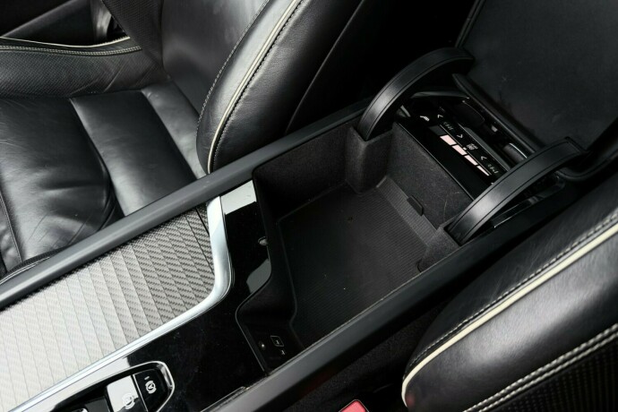 volvo-xc-90-elektrisitetbensin-2017-big-41