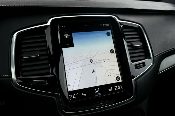 volvo-xc-90-elektrisitetbensin-2017-big-27