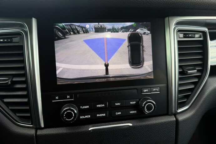 porsche-macan-bensin-2018-big-32