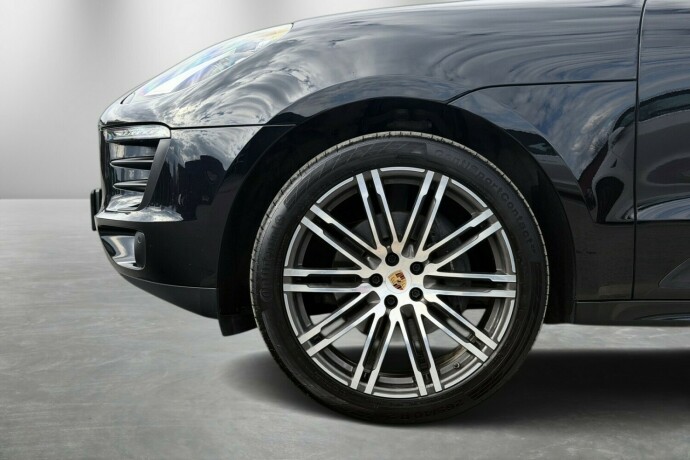 porsche-macan-bensin-2018-big-5