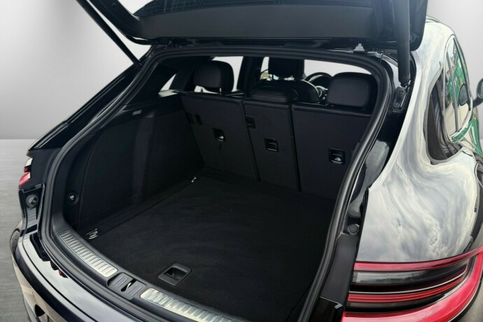 porsche-macan-bensin-2018-big-12