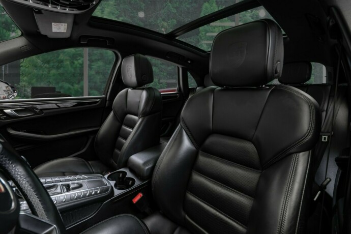 porsche-macan-bensin-2018-big-43