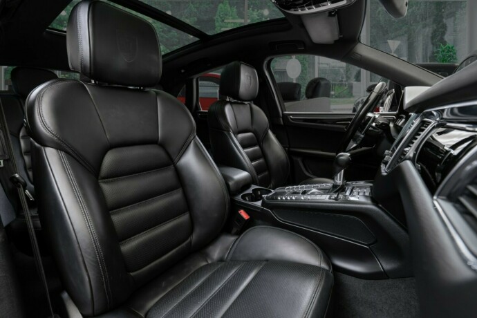 porsche-macan-bensin-2018-big-52