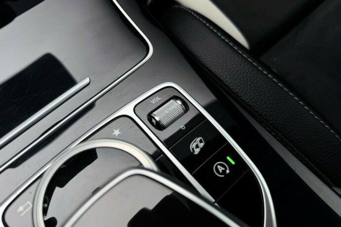 mercedes-benz-c-klasse-bensin-2017-big-39