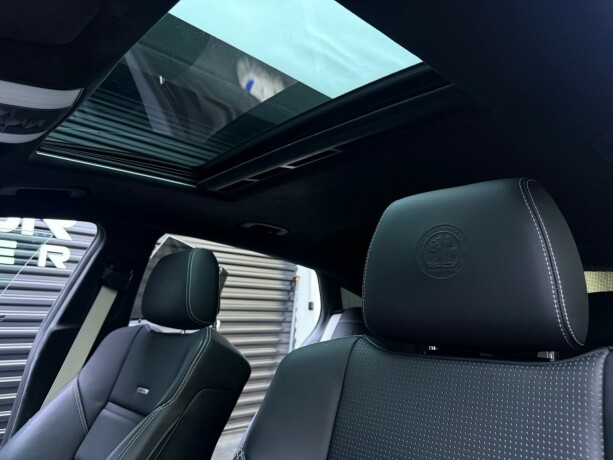 mercedes-benz-cls-bensin-2015-big-37