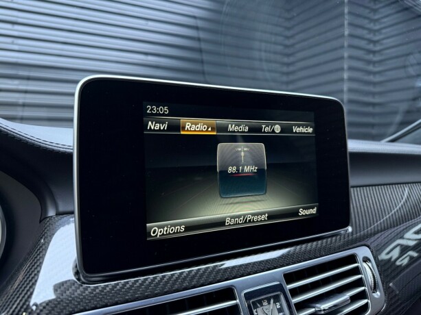 mercedes-benz-cls-bensin-2015-big-23