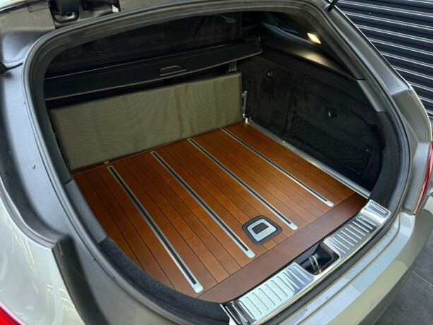 mercedes-benz-cls-bensin-2015-big-41