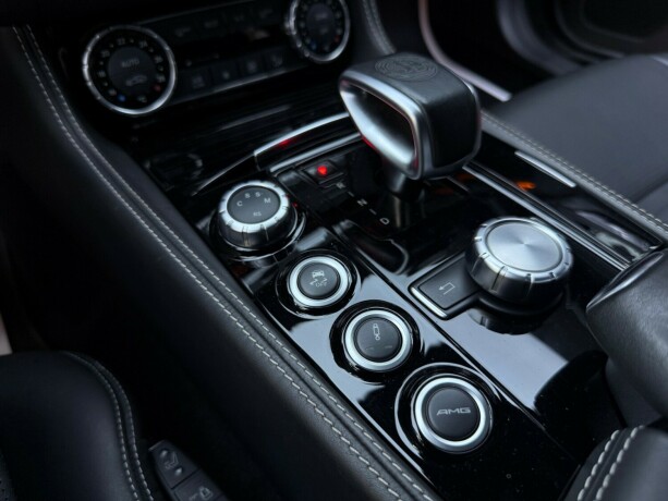 mercedes-benz-cls-bensin-2015-big-29