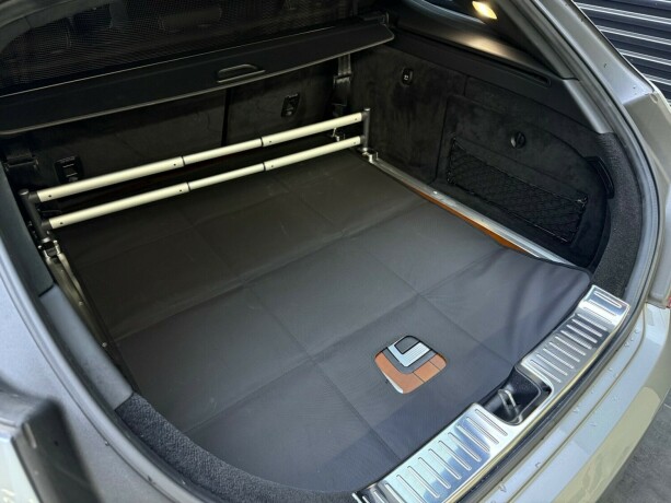 mercedes-benz-cls-bensin-2015-big-42