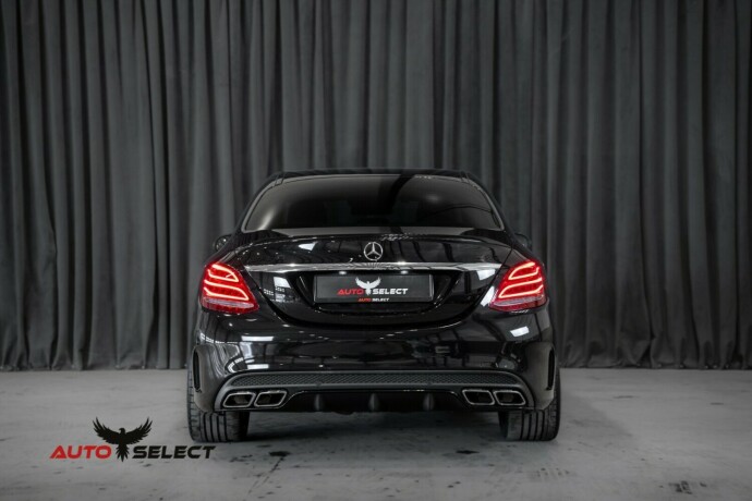 mercedes-benz-bensin-2016-big-13