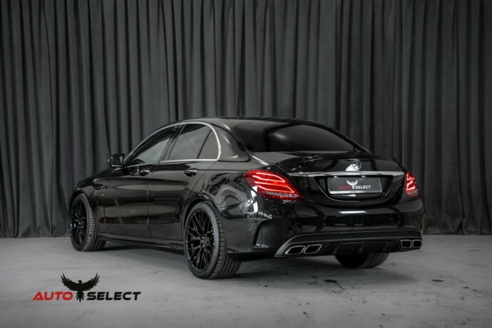mercedes-benz-bensin-2016-big-9