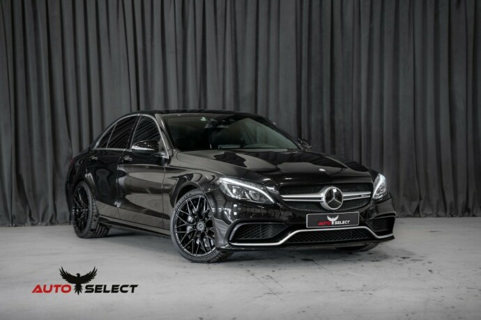 mercedes-benz-bensin-2016-big-0