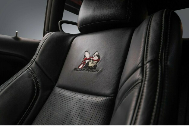 dodge-challenger-bensin-2015-big-31