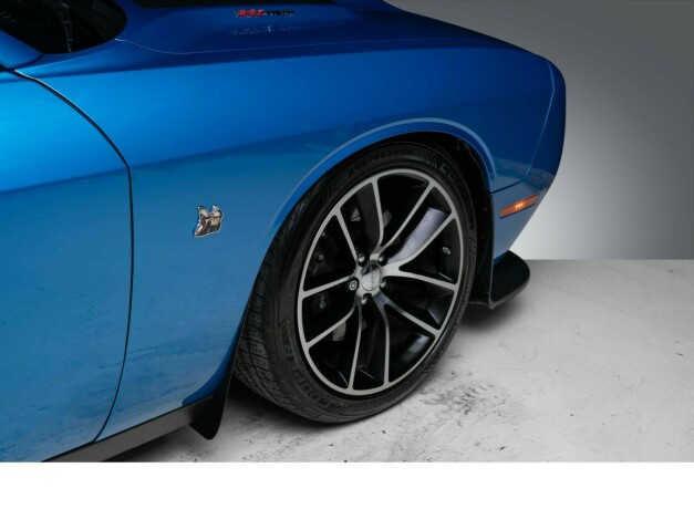 dodge-challenger-bensin-2015-big-14