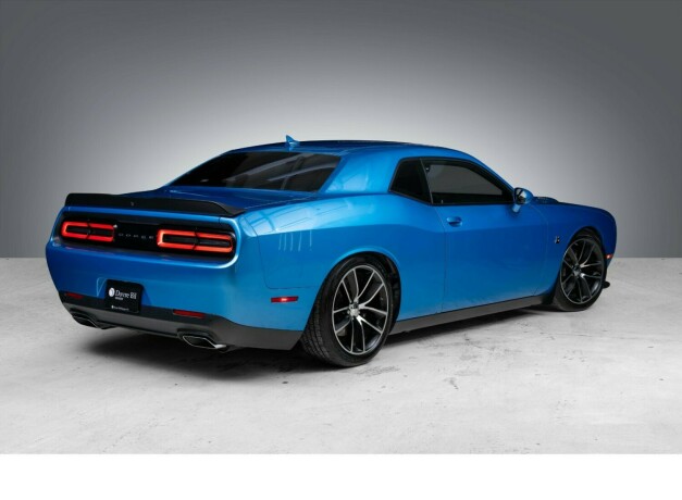 dodge-challenger-bensin-2015-big-11
