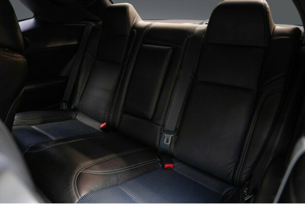 dodge-challenger-bensin-2015-big-32