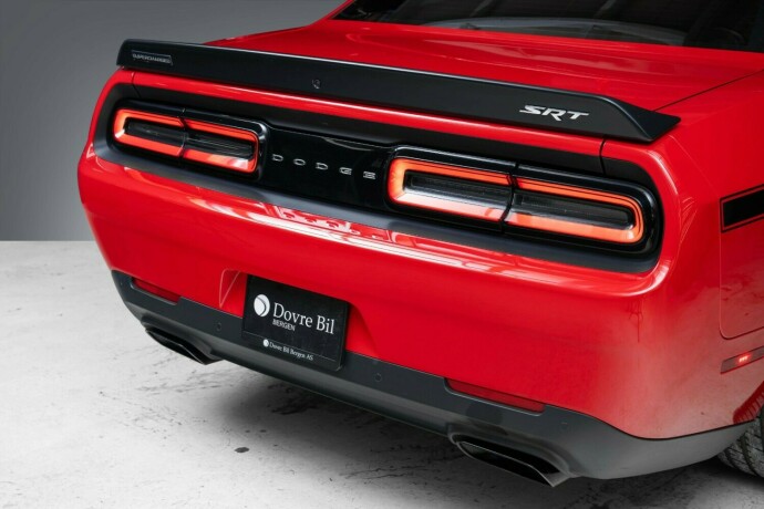 dodge-challenger-bensin-2015-big-15