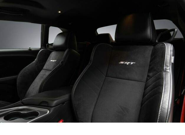 dodge-challenger-bensin-2015-big-29