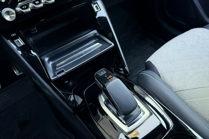 peugeot-208-elektrisitet-2020-big-18