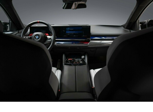 bmw-m5-elektrisitetbensin-2025-big-40