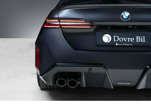 bmw-m5-elektrisitetbensin-2025-big-20