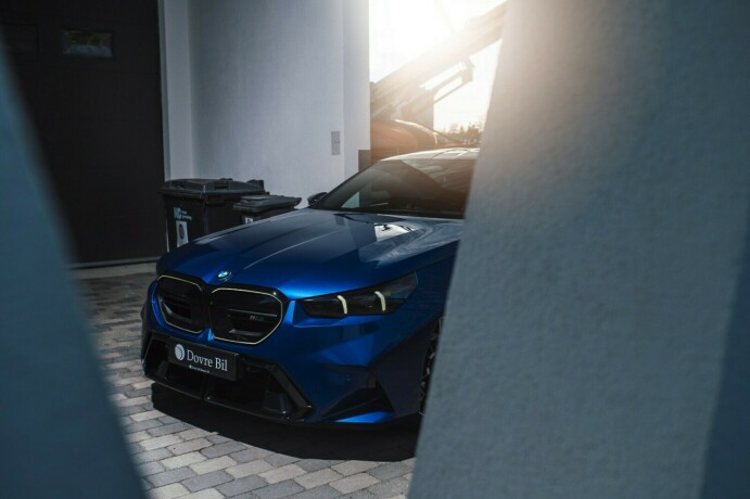 bmw-m5-elektrisitetbensin-2025-big-53