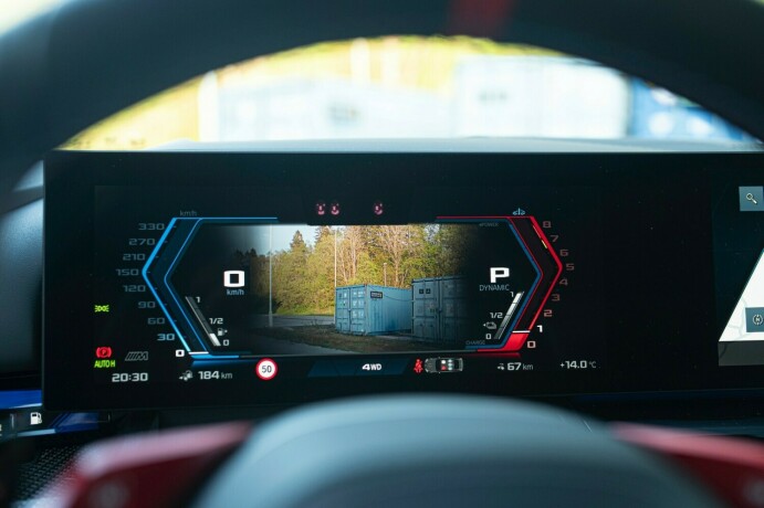 bmw-m5-elektrisitetbensin-2025-big-57