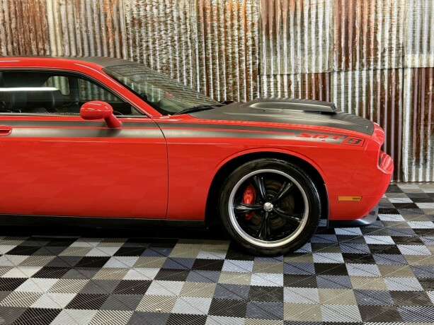 dodge-challenger-bensin-2010-big-3